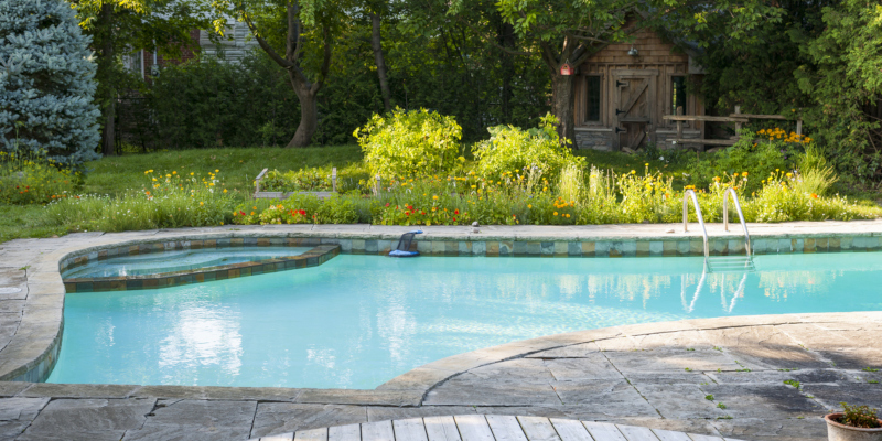 reasons homeowners choose custom inground pools